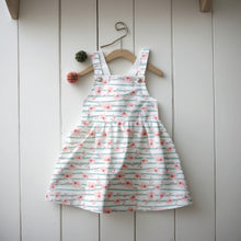Load image into Gallery viewer, Stripe Blossom