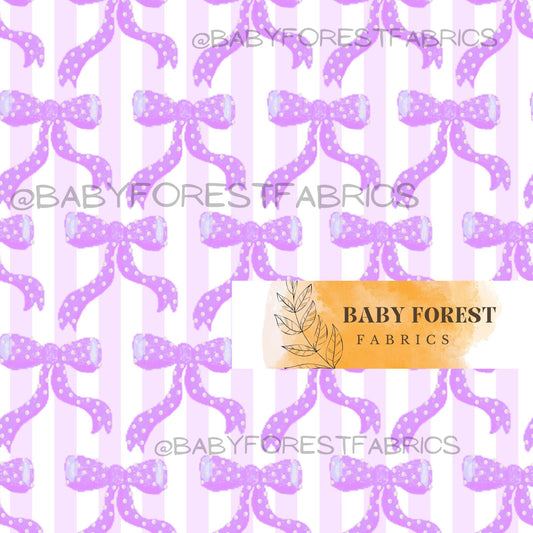 Small purple dotted bow