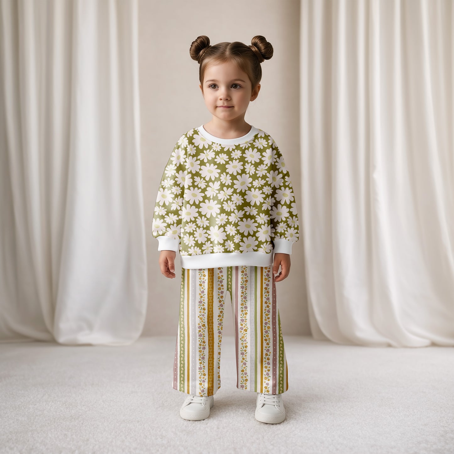 Olive green daisy
