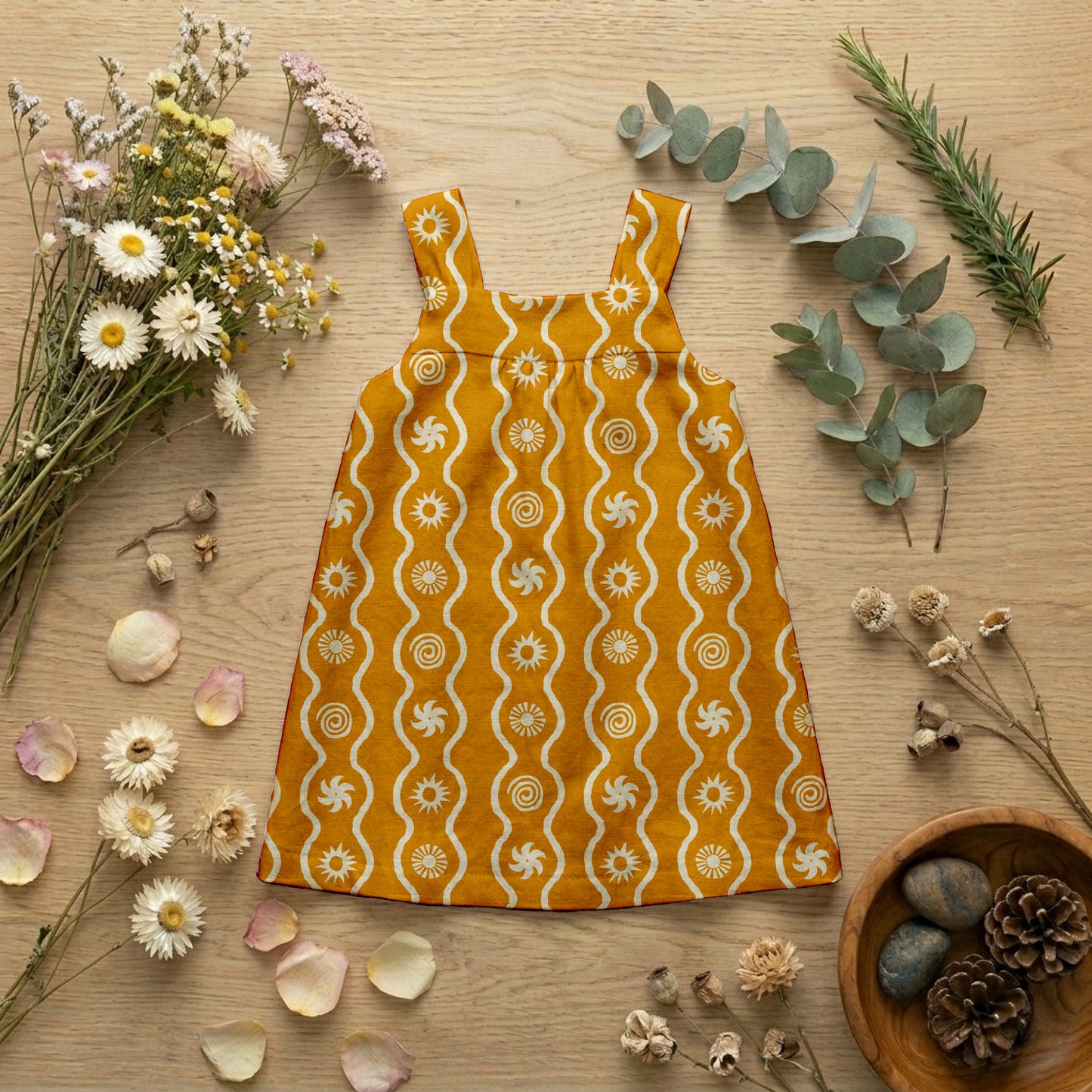 Gold swirls
