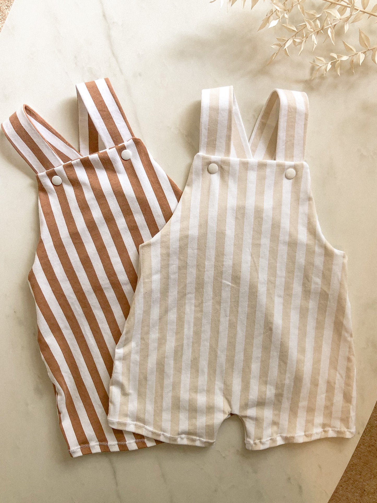 Sand stripe short overalls
